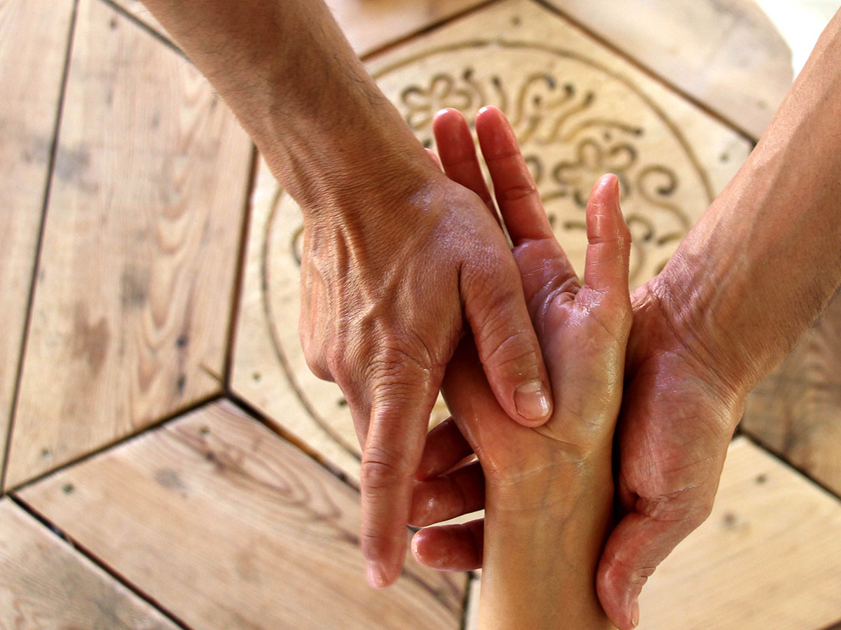 Massage Ayurvédique, Médecine traditionnelle indienne - Osmoz Life